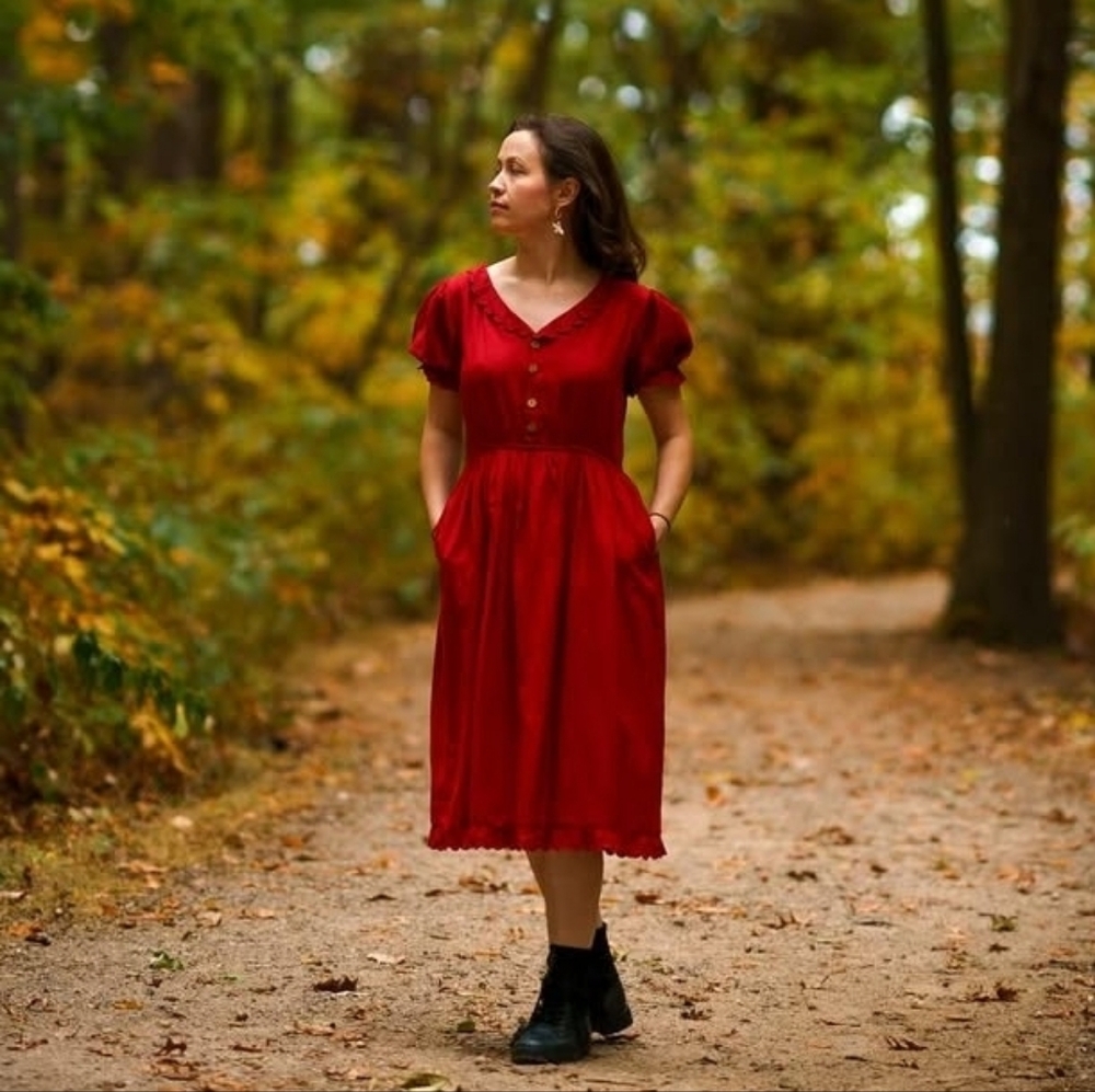 Canvas House Designs Red Scalloped Dress, Size Large